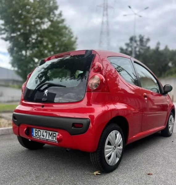 Peugeot 107 • 2006 • 145,000 km 2