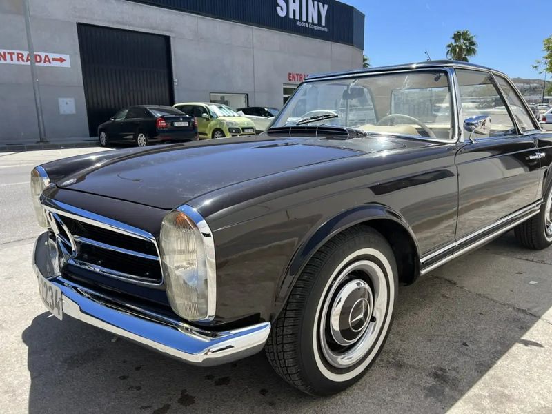 Mercedes-Benz SL • 1963 • 90,000 km 6