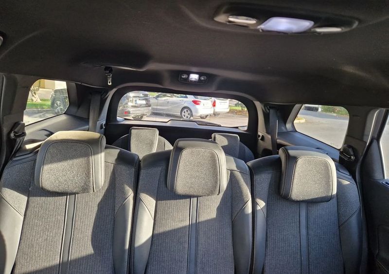 Peugeot 5008 • 2020 • 40,000 km 2