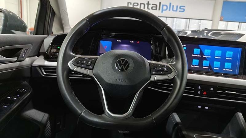 Volkswagen Golf • 2022 • 9,008 km 23