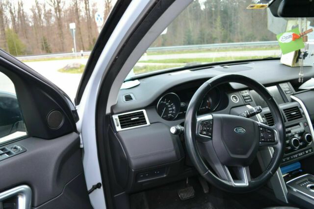 Land Rover Discovery Sport • 2016 • 96,113 km 9