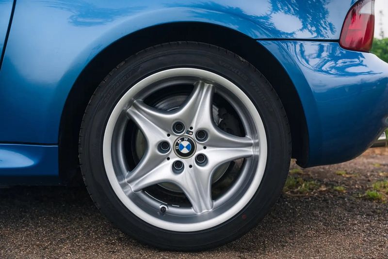 BMW Z3 • 1999 • 62,000 km 8