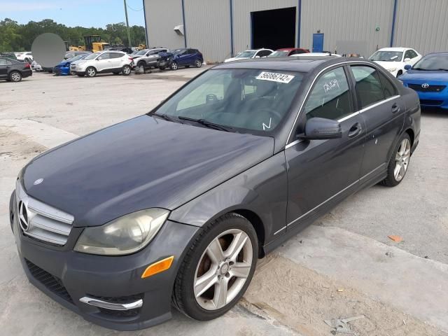 Mercedes-Benz C-Class • 2013 • 9 km 4