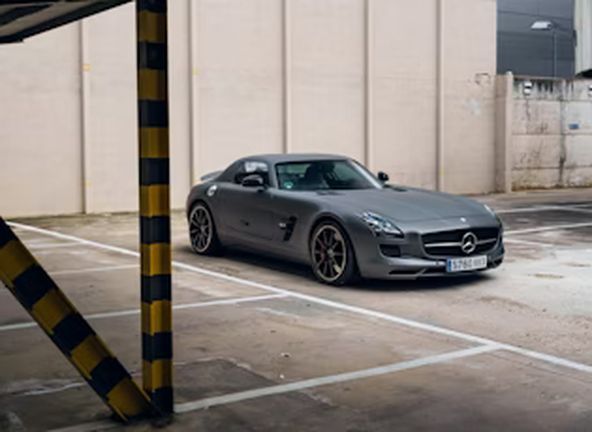 Mercedes-Benz SLS AMG GT • 2013 • 70,000 km 25