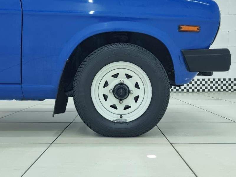 Nissan King Cab • 2004 • 77,000 km 12