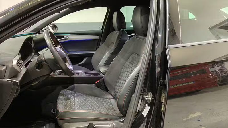 Seat Leon ST • 2021 • 67,992 km 5