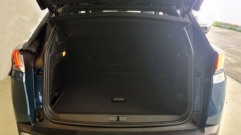 Peugeot 3008 • 2024 • 2,180 km 14