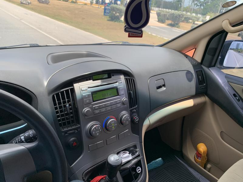 Hyundai H1 Van • 2015 • 148,589 km 2