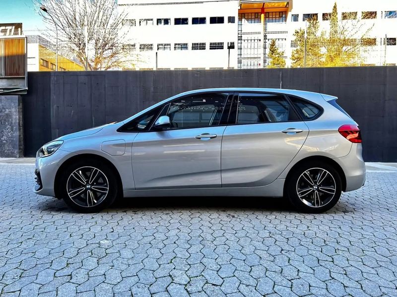 BMW 2 Series • 2020 • 60,000 km 2