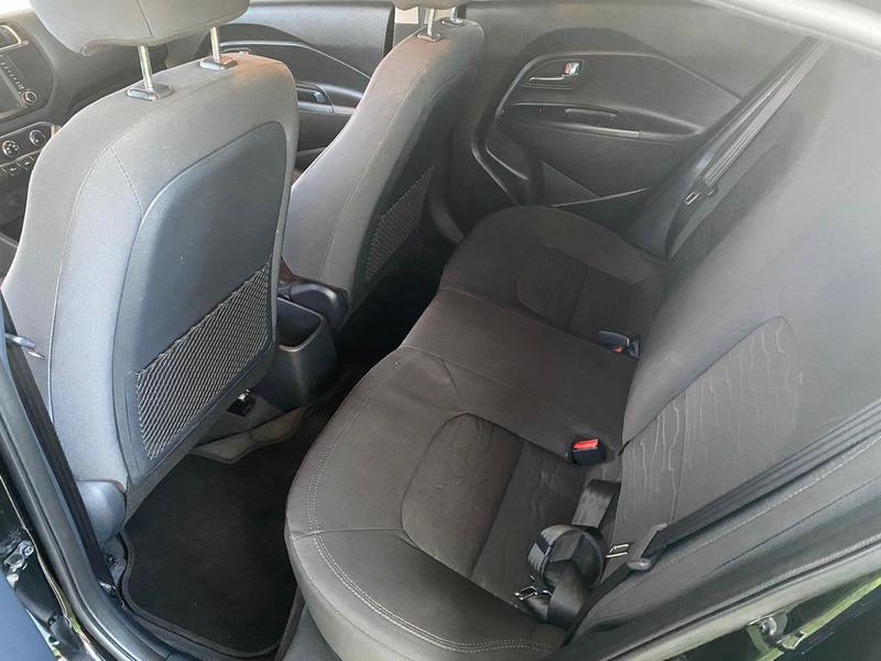 Kia Rio sedan • 2016 • 28,500 km 6