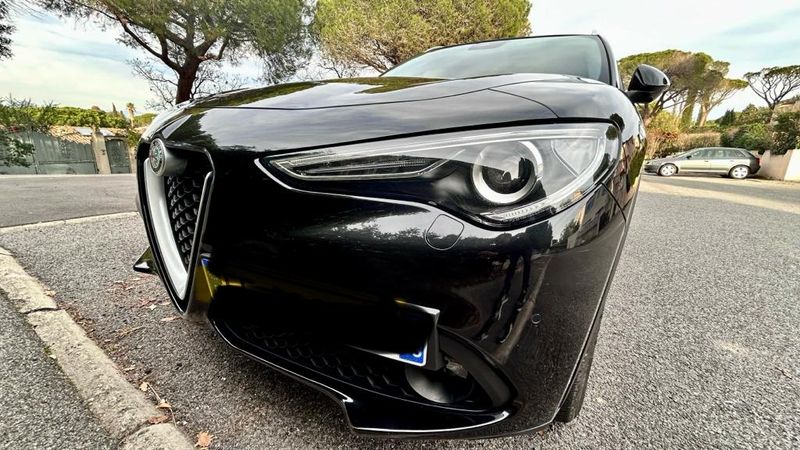 Alfa Romeo Stelvio • 2019 • 82,500 km 4