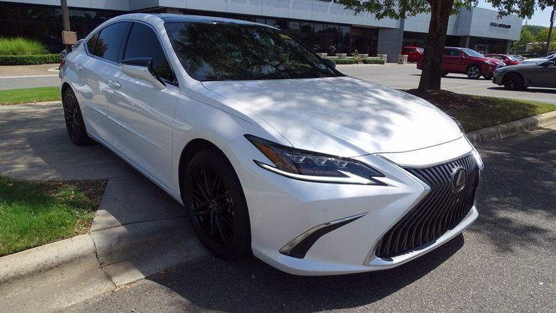Lexus ES 350 • 2020 • 20,580 km 2