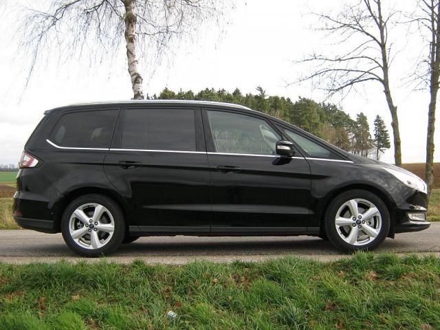 Ford Galaxy • 2017 • 134,900 km 6