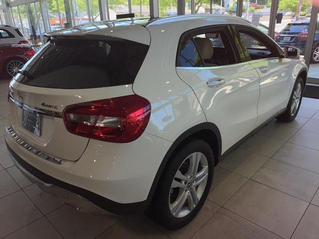 Mercedes-Benz GLA • 2017 • 40,486 km 11