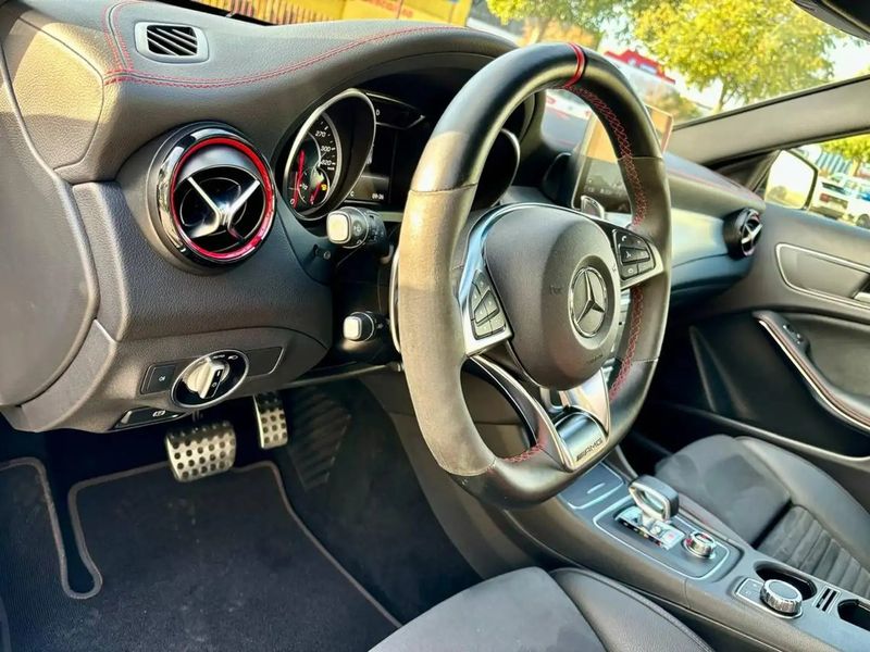 Mercedes-Benz GLA-Class • 2019 • 104,000 km 8