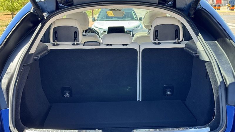 Mercedes-Benz GLE-Class Coupe • 2018 • 122,500 km 8