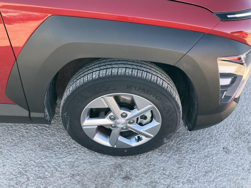 Hyundai Kona • 2023 • 9,281 km 13