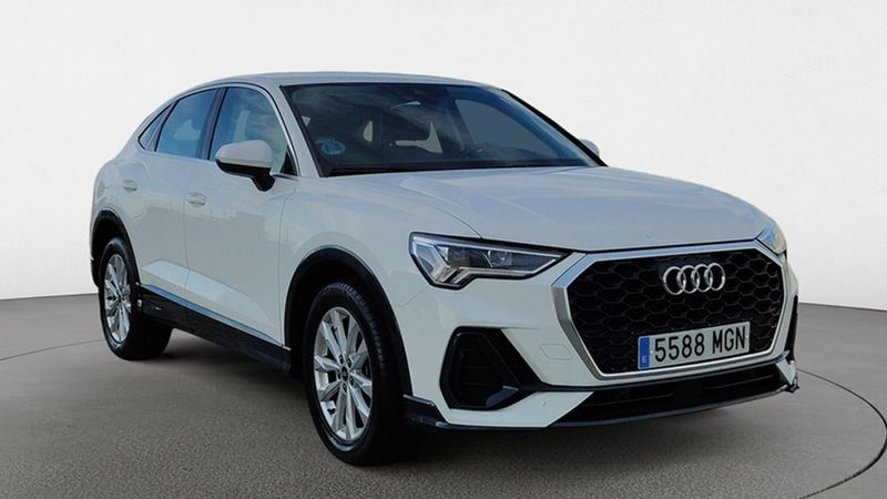 Audi Q3 • 2022 • 57,000 km 2