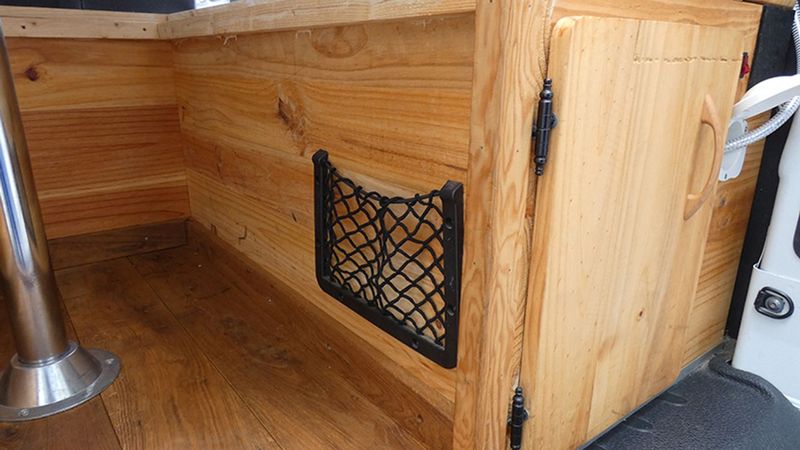 Nissan NV400 • 2018 • 28,450 km 11