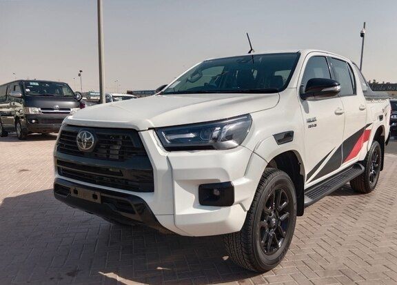 Toyota Hilux • 2020 • 27,000 km 1