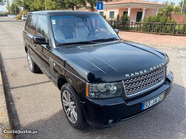 Land Rover Range Rover • 2010 • 140,000 km 3