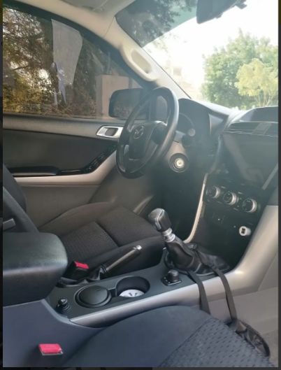 Mazda BT • 2018 • 80,000 km 7