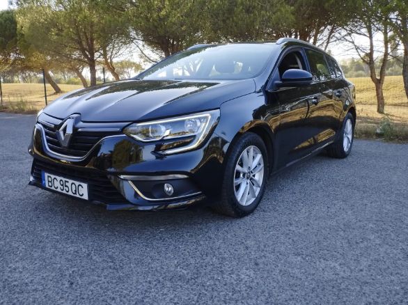 Renault Mégane • 2018 • 142,500 km 1