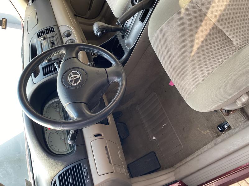 Toyota Camry • 2004 • 18,000 km 3