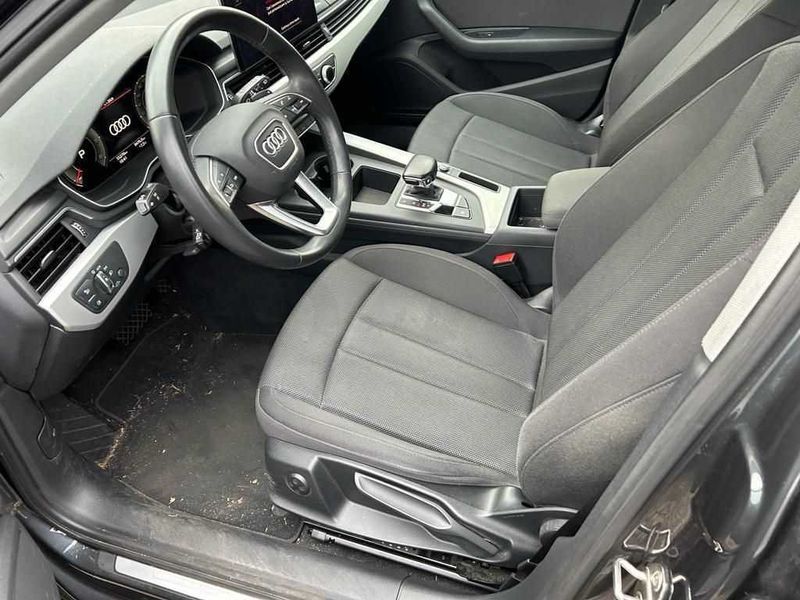 Audi A4 • 2021 • 52,000 km 8