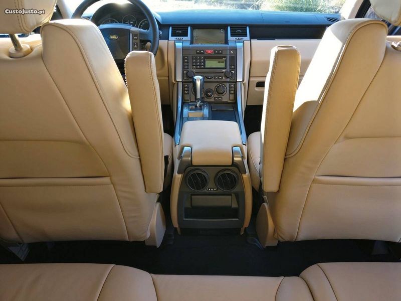 Land Rover Range Rover • 2006 • 120,000 km 3