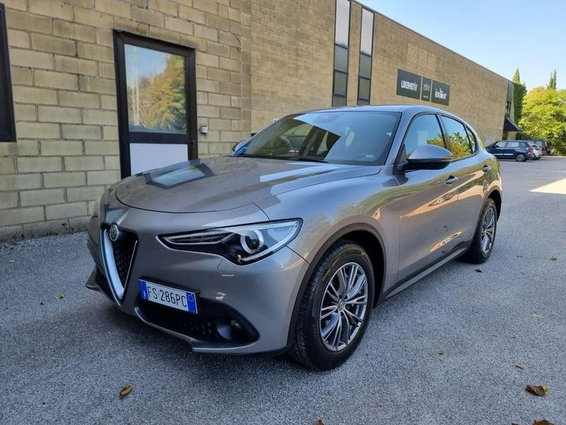 Alfa Romeo Stelvio • 2018 • 45,500 km 1