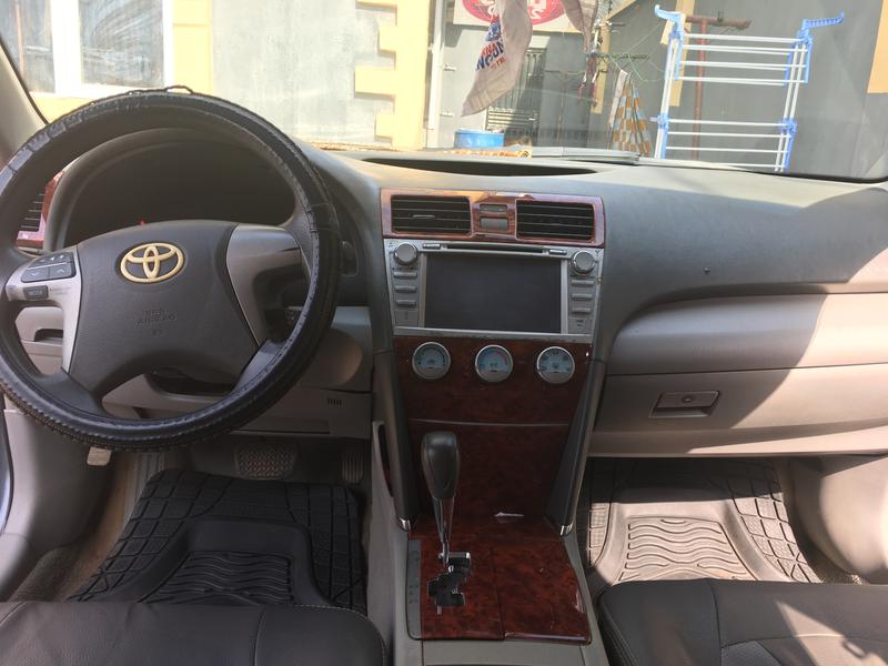 Toyota Camry • 2009 • 143,000 km 1