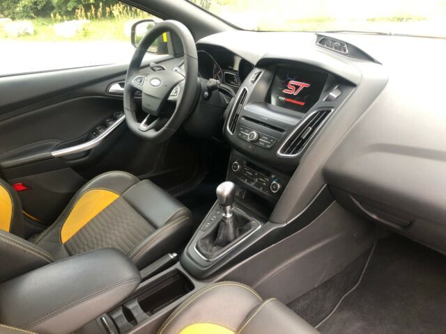 Ford Focus • 2017 • 85,000 km 15