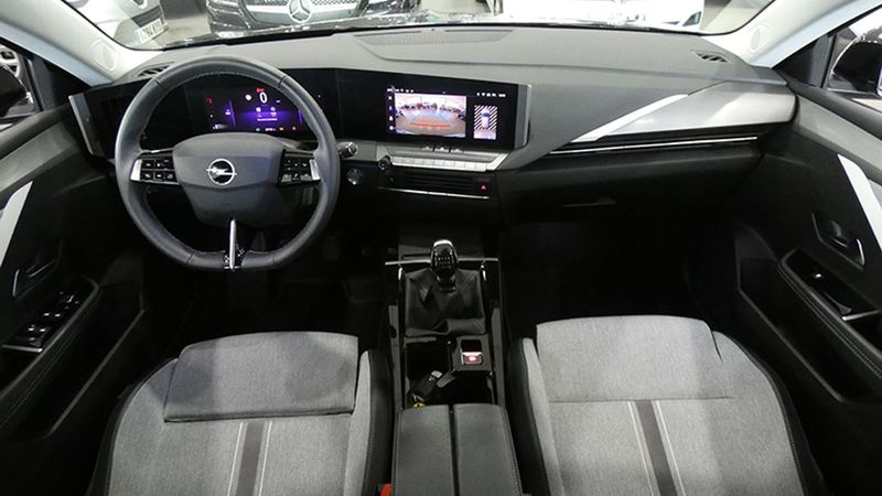 Opel Astra • 2023 • 29,710 km 7