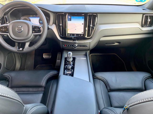 Volvo XC • 2018 • 29,990 km 5