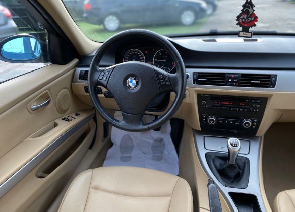 BMW 3 Series • 2007 • 223,397 km 3