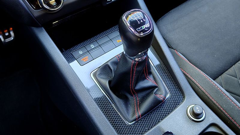 Škoda Octavia • 2018 • 105,000 km 6