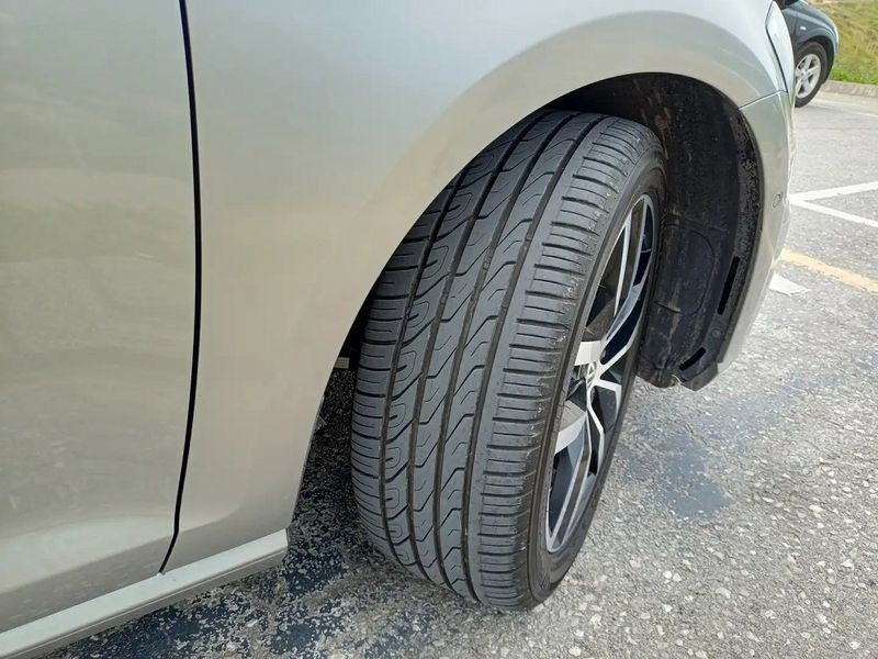 Volkswagen e-Golf • 2021 • 20,500 km 11