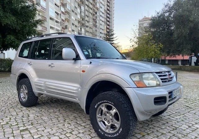 Mitsubishi Pajero • 2000 • 330,000 km 2