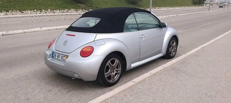 Volkswagen New Beetle • 2004 • 119,000 km 3