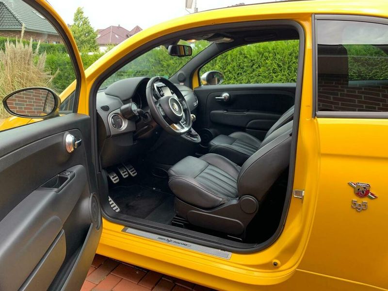 Fiat 500 • 2016 • 64,000 km 5