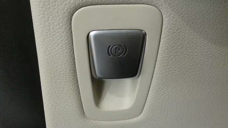 Mercedes-Benz Sprinter • 2019 • 76,030 km 38