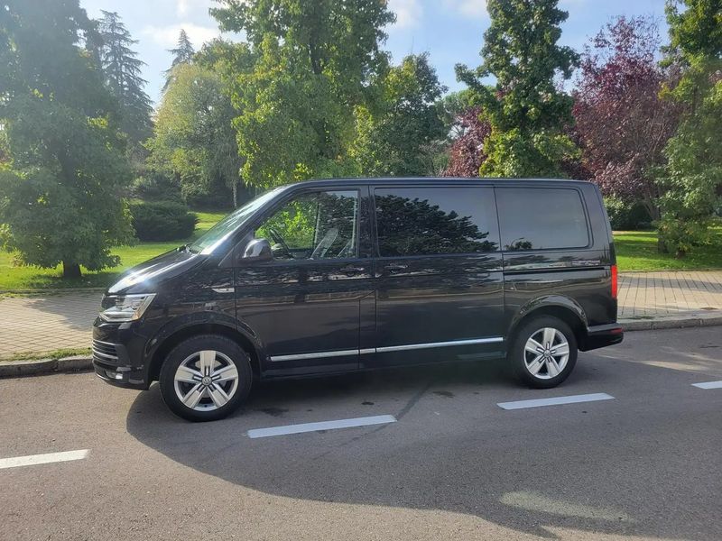 Volkswagen T5 Multivan • 2018 • 76,000 km 2