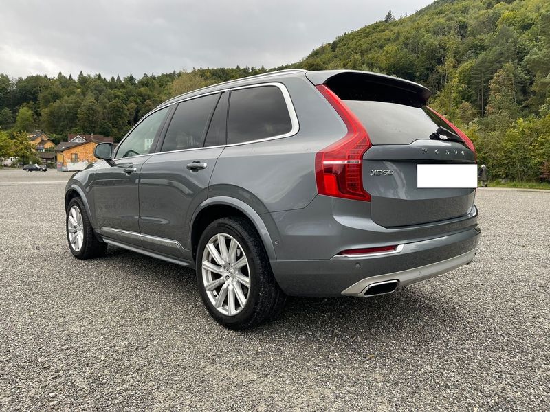Volvo XC90 • 2017 • 80,000 km 4