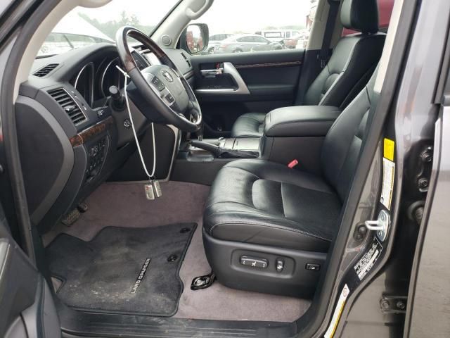 Toyota Land Cruiser • 2014 • 10,000 mi 7