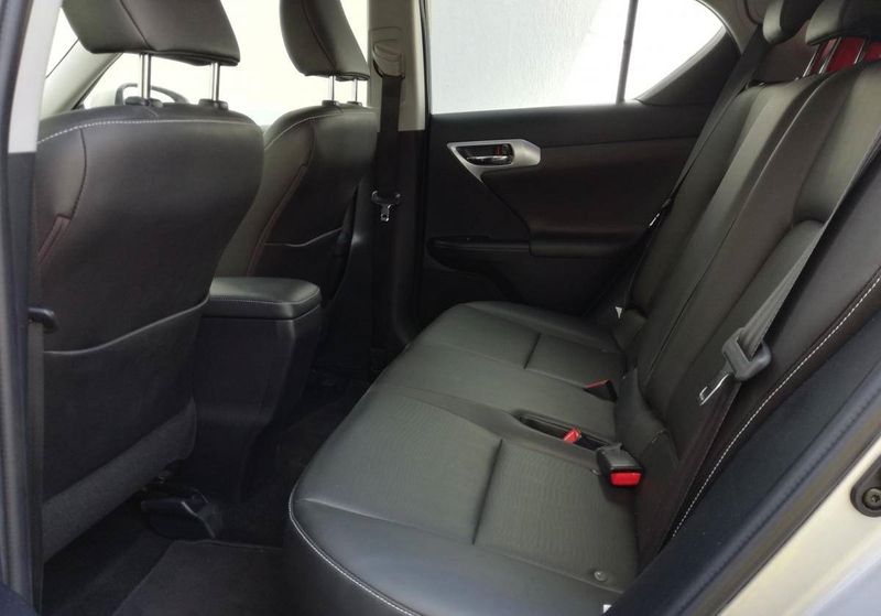 Lexus CT • 2013 • 60,000 km 2