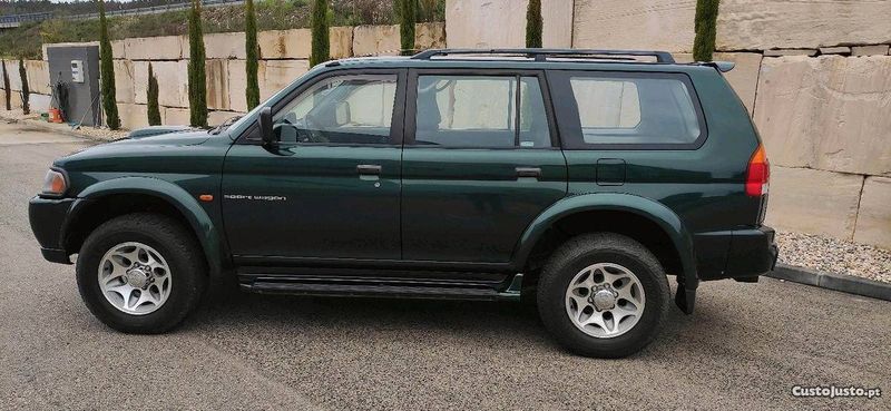 Mitsubishi Pajero Wagon • 1999 • 250,000 km 5