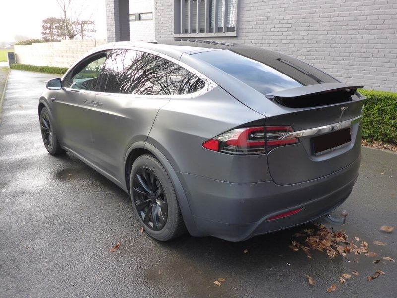 Tesla Model X • 2018 • 79,000 km 7