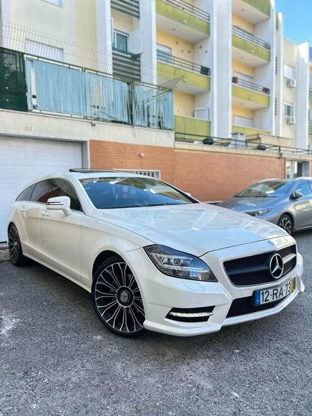 Mercedes-Benz CLS • 2013 • 248,000 km 1
