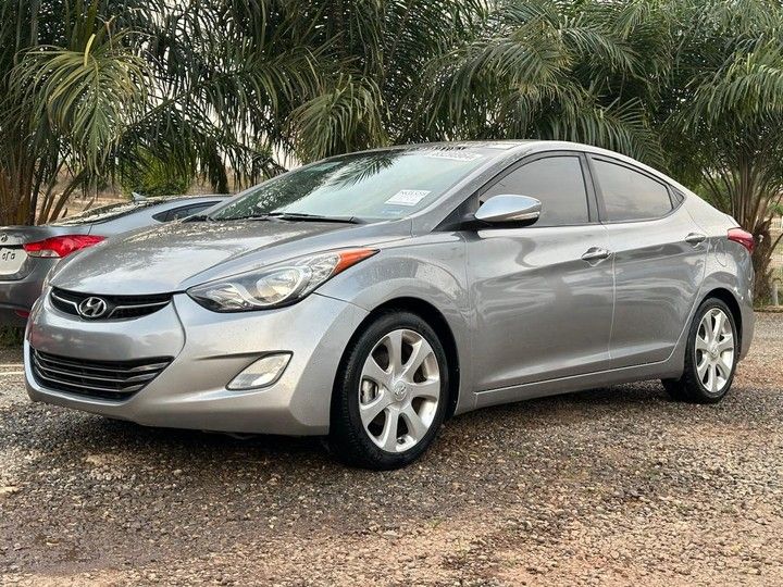 Hyundai Elantra • 2022 • 3,000 km 4